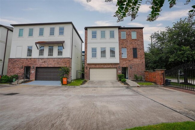 property at 4510 Dorado Dr