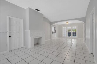 2327 SW 22nd Terrace in Miami, FL - Building Photo - Building Photo