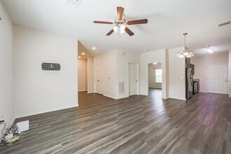 10310 Chesterfield Dr in Houston, TX - Building Photo - Building Photo