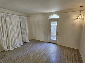 1212 W Micheltorena St in Santa Barbara, CA - Building Photo - Building Photo
