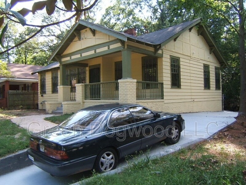 767 Joseph E Lowery Blvd SW in Atlanta, GA - Building Photo