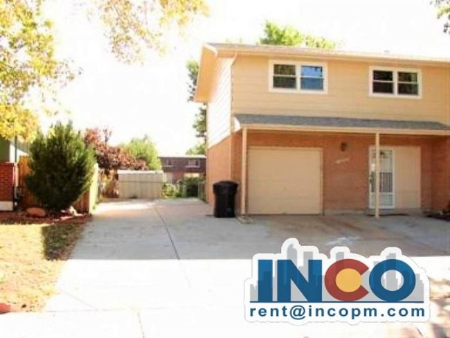 4922 Scranton St in Denver, CO - Building Photo - Building Photo