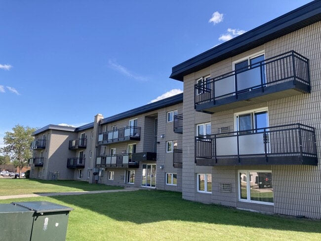 Lord and Lady Albert Apartments