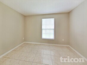 2663 Kenwood Dr E in Jacksonville, FL - Building Photo - Building Photo