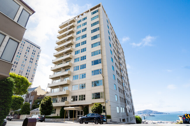 1000 Green Apartments in San Francisco, CA - Building Photo - Building Photo