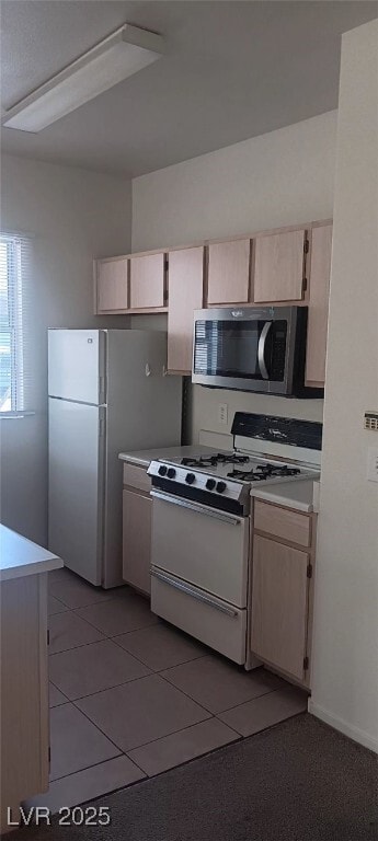 property at 7413 W Russell Rd