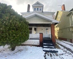 428 E 114th St in Cleveland, OH - Building Photo