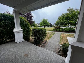 1817 Johnson Ave in Dupont, WA - Building Photo - Building Photo