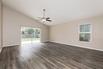29006 Old Marsh End in Zephyrhills, FL - Building Photo - Building Photo