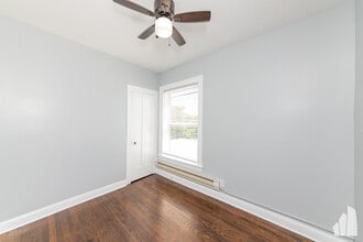 312 Lee St, Unit 943-2 in Evanston, IL - Foto de edificio - Building Photo