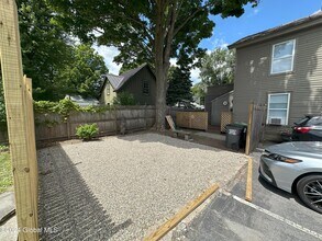 9 Bolster Ln NE in Saratoga Springs, NY - Building Photo - Building Photo