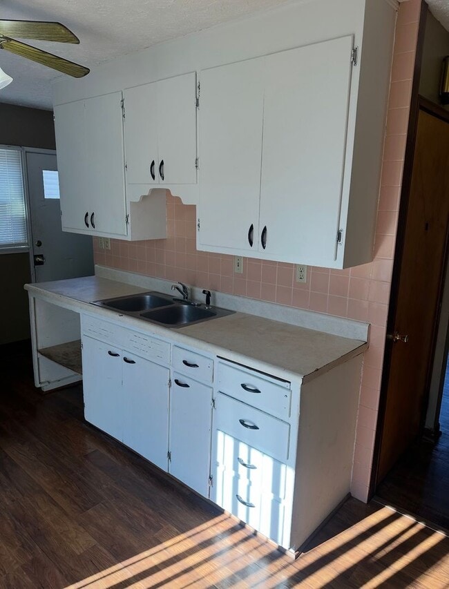 1811 W 13th St in Grand Island, NE - Building Photo - Building Photo