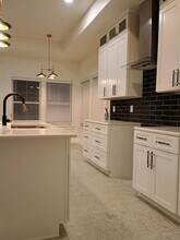 528 Pettit Dr in Newark, TX - Building Photo - Building Photo