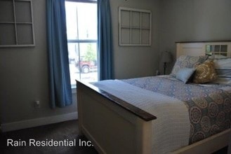 2207 Government St in Ocean Springs, MS - Foto de edificio - Building Photo