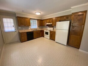 1816 Malone Rd in Burlington, NC - Building Photo - Building Photo