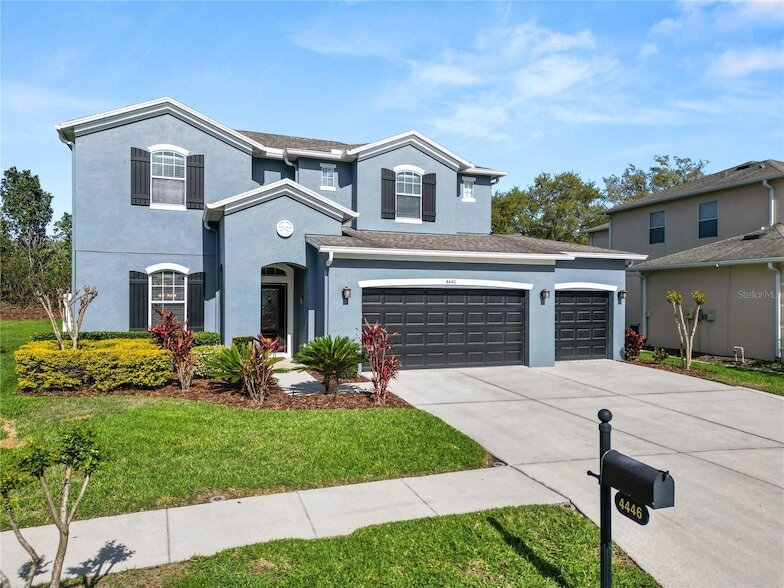 4446 Wildstar Cir in Wesley Chapel, FL - Building Photo