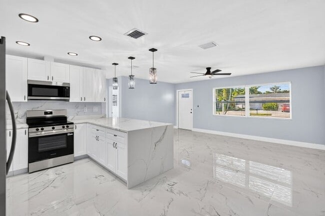 property at 1531 NE 33rd St