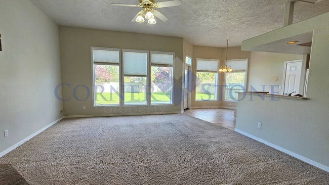 1404 Burnett Dr in Nampa, ID - Building Photo - Building Photo