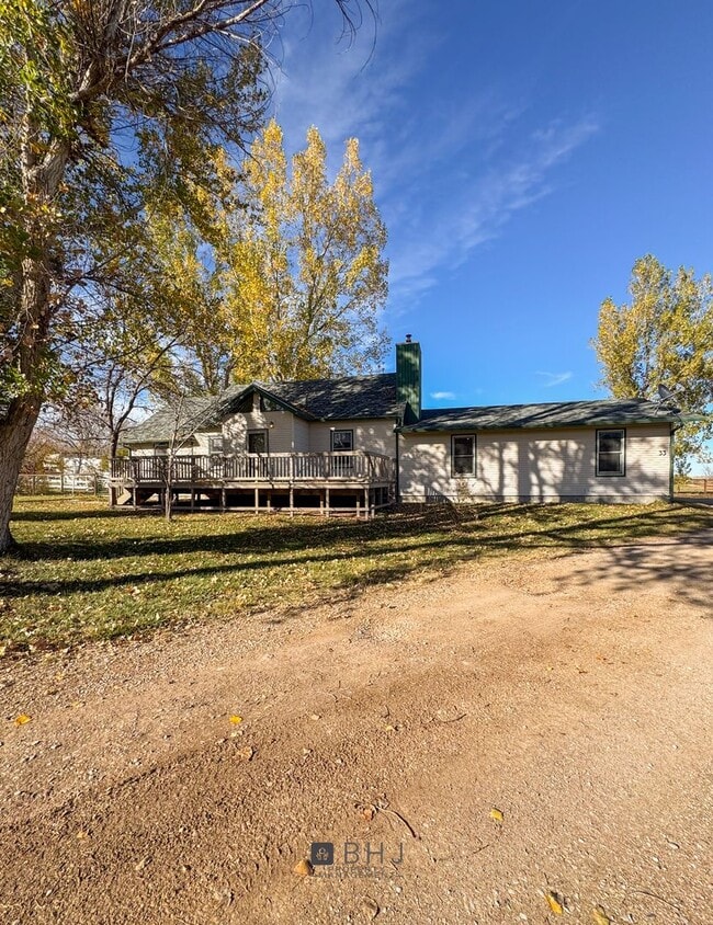property at 33 Metz Rd