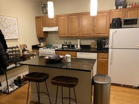 110 Brainerd Rd, Unit 9 Apartamentos