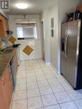 74 Shady Pine Cir in Brampton, ON - Building Photo - Building Photo