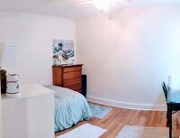 2027 N Gratz St photo'