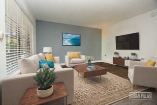 Urban Villas in Austin, TX - Building Photo