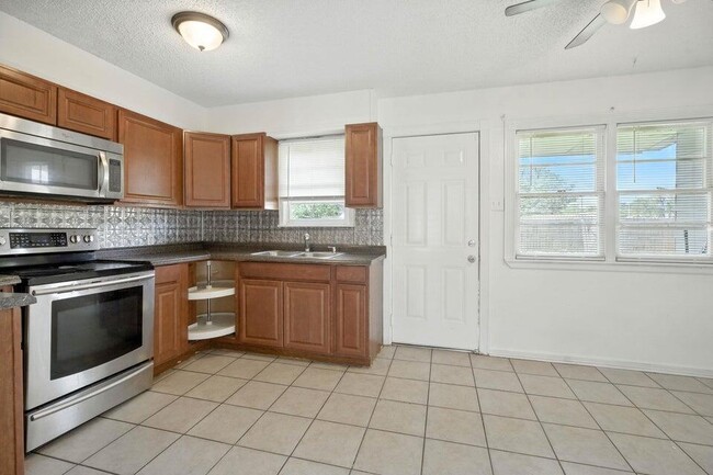 5123 38th St in Lubbock, TX - Building Photo - Building Photo