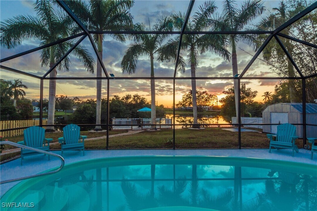 28 Constitution Dr in Naples, FL - Building Photo