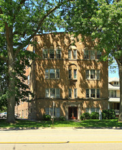 Hayes Hall in Lakewood, OH - Building Photo - Building Photo