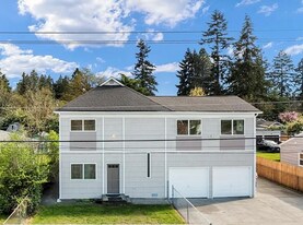 420 133rd St S in Parkland, WA - Building Photo