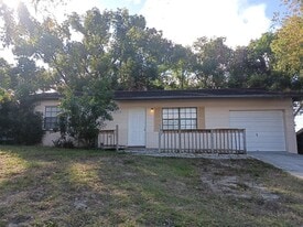 6726 Carnelian Ave in New Port Richey, FL - Building Photo