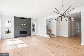 841 N Manchester St in Arlington, VA - Building Photo - Building Photo