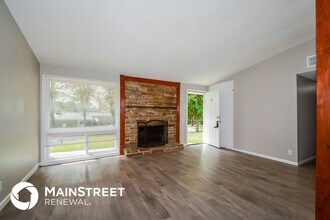 1722 Ridgewood Dr in St. Louis, MO - Building Photo - Building Photo