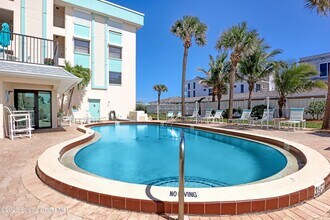 505 N Miramar Ave in Indialantic, FL - Building Photo - Building Photo