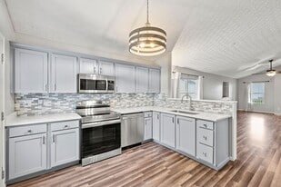 1522 Sargas St in Columbus, OH - Building Photo