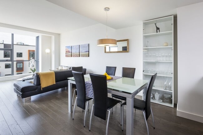 435 China Basin St in San Francisco, CA - Building Photo - Building Photo