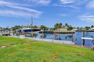 1000 SE 7th Ave in Pompano Beach, FL - Building Photo
