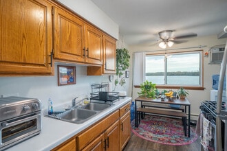 Langdon Lake Apartments in Mound, MN - Building Photo - Interior Photo