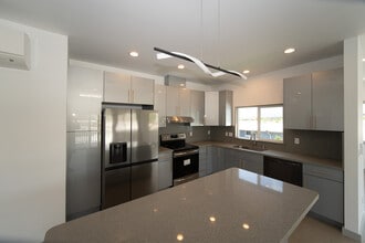 733 Hoopai St in Pearl City, HI - Foto de edificio - Building Photo