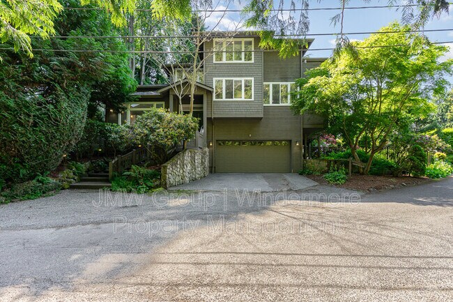 5443 45th Ave W in Seattle, WA - Building Photo - Building Photo