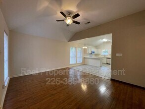 1345 Harwich Dr in Baton Rouge, LA - Building Photo - Building Photo