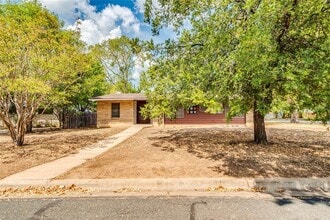 4622 Philco Dr in Austin, TX - Building Photo - Building Photo