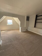 2221 Hawthorne Ave in Pittsburgh, PA - Building Photo - Building Photo