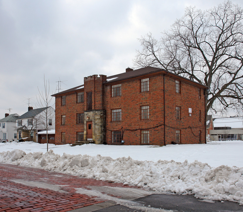 1175 Copley Rd in Akron, OH - Building Photo