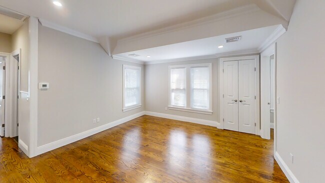 320 Kinderkamack Rd in Oradell, NJ - Building Photo - Building Photo