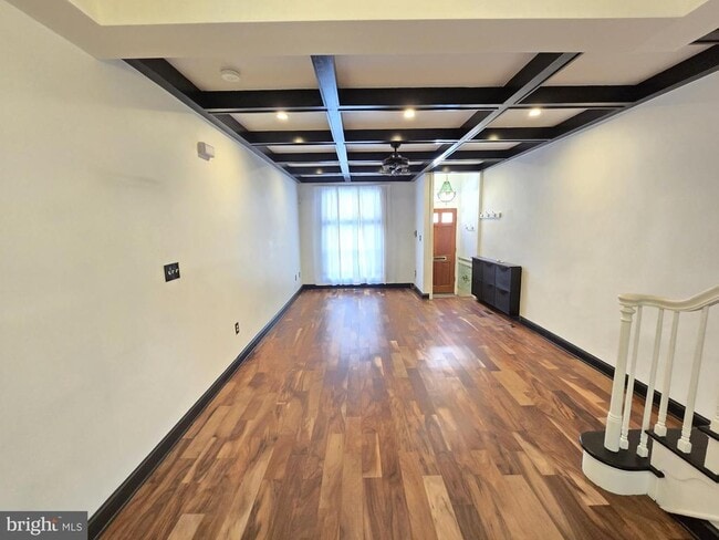 property at 128 S Ellwood Ave
