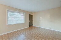 5220 Chapman St photo'