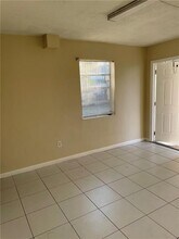 4117 SW 24th St in Fort Lauderdale, FL - Building Photo - Building Photo