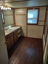 2115 N Grace Ave in Springfield, MO - Building Photo - Building Photo